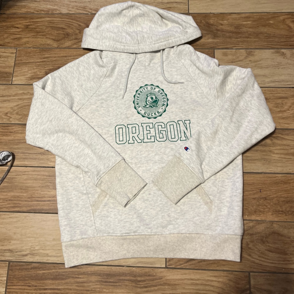 Champion Oregon sweater